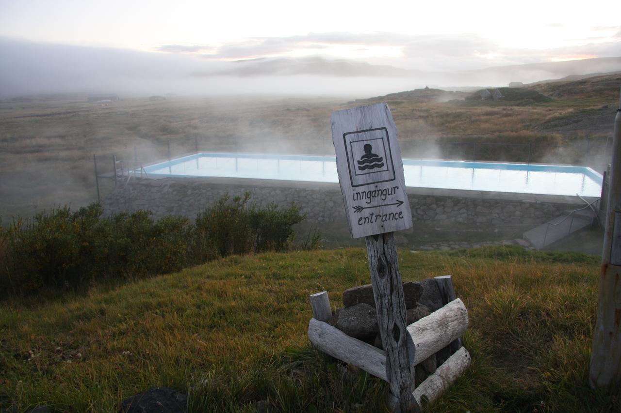 Hotel Laugarholl With Natural Hot Spring Holmavik Ngoại thất bức ảnh